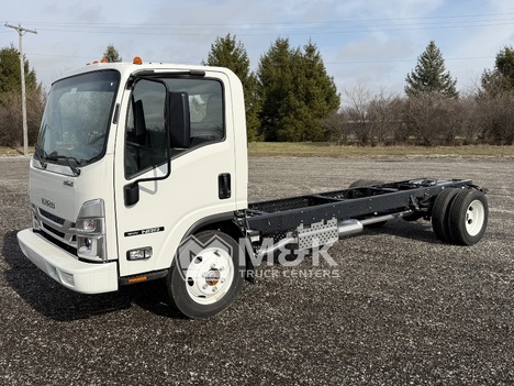 2025-isuzu-nrr-gas-176-wb-1v4-cc-cab-chassis-truck #322898