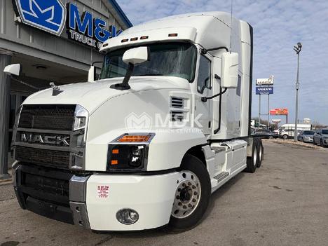 2023-mack-an64t-sleeper #323034