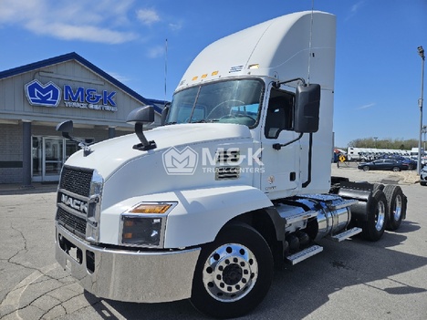 2020-mack-an64t-daycab #323036