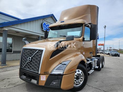 2022-volvo-vnl64t300-daycab #323079