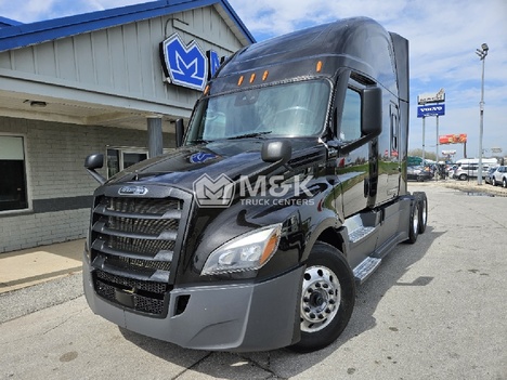 2023-freightliner-cascadia-126-sleeper #323136