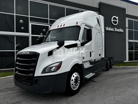 2023-freightliner-cascadia-126-sleeper #323198