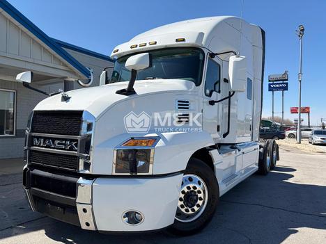 2023-mack-an64t-sleeper #323244