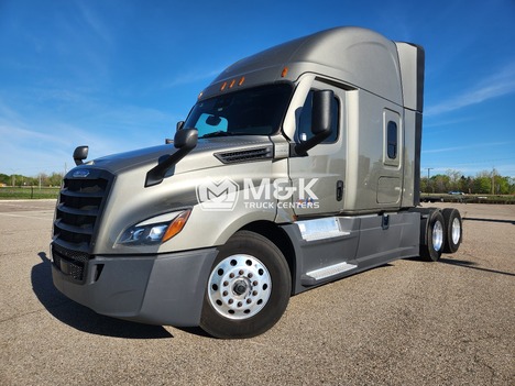 2025-freightliner-cascadia-126-sleeper #323295