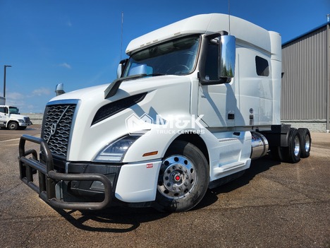 2020-volvo-vnl64t740-sleeper #323501