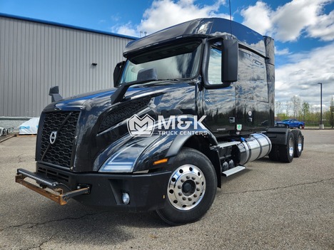 2024-volvo-vnl64t740-sleeper #323625