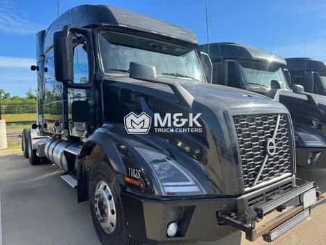 2024-volvo-vnl64t740-sleeper #323627