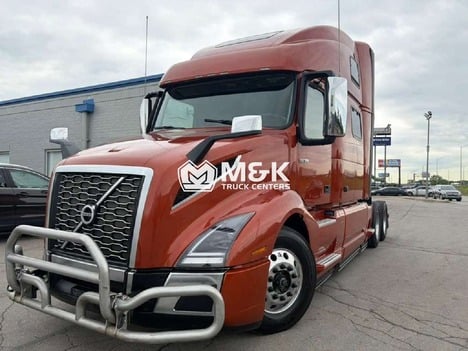 2024 VOLVO VNL64T860 Sleeper #323639