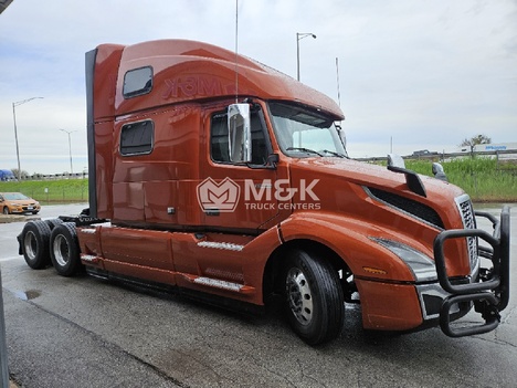 2024 VOLVO VNL64T860 Sleeper #323648