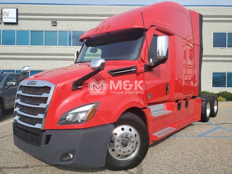2023-freightliner-cascadia-126-sleeper #323830