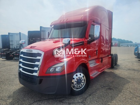 2023-freightliner-cascadia-126-sleeper #323832