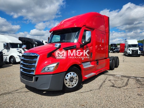 2023 FREIGHTLINER Cascadia 126 Sleeper #323833