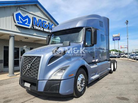2020 VOLVO VNL64T760 Sleeper #323838