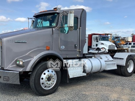 2015 KENWORTH T800 Daycab #324136