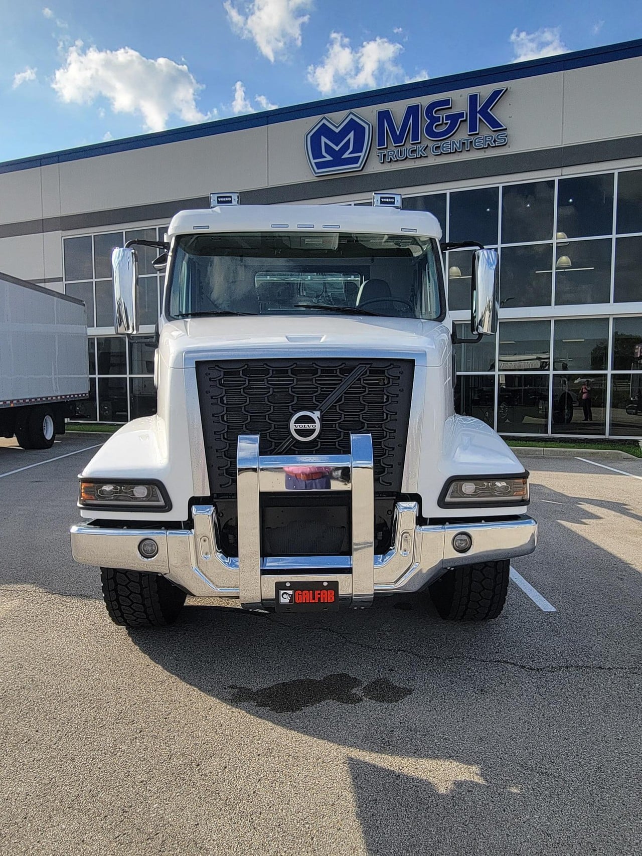 2027 Volvo VHD 300 in Pendleton, IN — photo 8