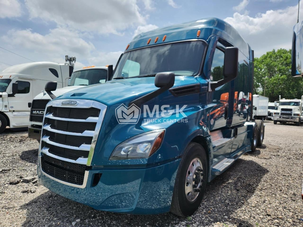 2021 FREIGHTLINER Cascadia 126 Sleeper #1 2021 FREIGHTLINER Cascadia 126 Sleeper #1