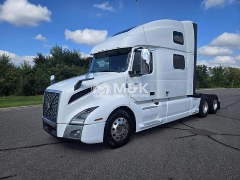 2020-volvo-vnl64t860-sleeper #324308