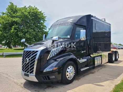 2027 Volvo NEW VNL64T300 Sleeper #324388 2027 Volvo NEW VNL64T300 Sleeper #324388