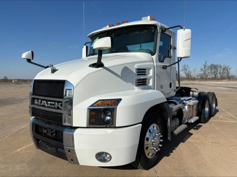 2020-mack-an64t-dc-daycab #324391