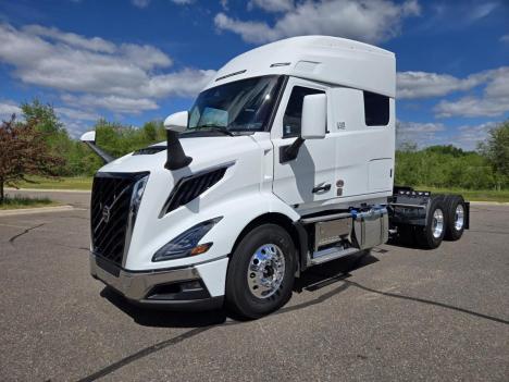 2027 Volvo NEW VNR64T640  #324454