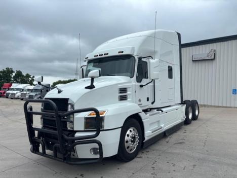 2023-mack-an64t-70-sleeper #324619
