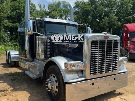 2024 PETERBILT 389 Sleeper #324799 2024 PETERBILT 389 Sleeper #324799