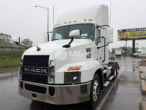 2022-mack-anthem-daycab #324802
