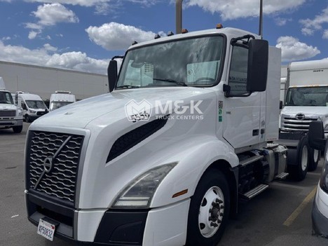 2019-volvo-vnl64t300-daycab #324822