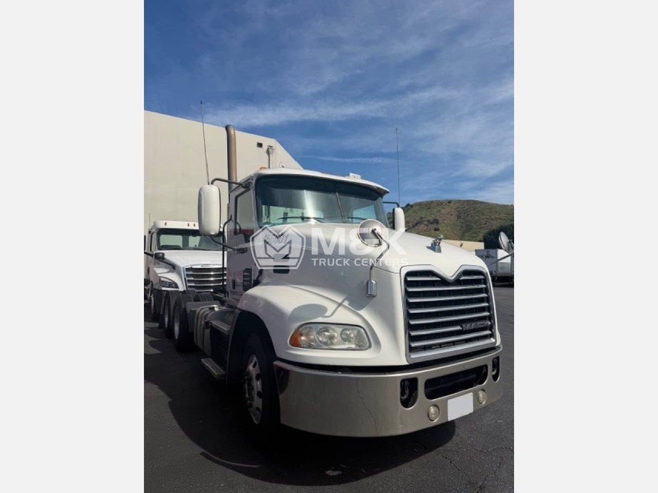 2018 MACK CXU613 Daycab #1 2018 MACK CXU613 Daycab #1