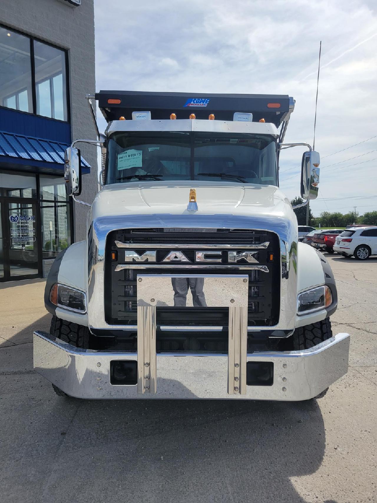 2027 Mack in Indianapolis, IN — photo 2