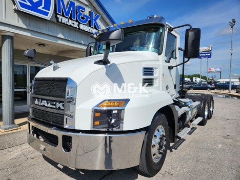 2020-mack-anthem-daycab #325321