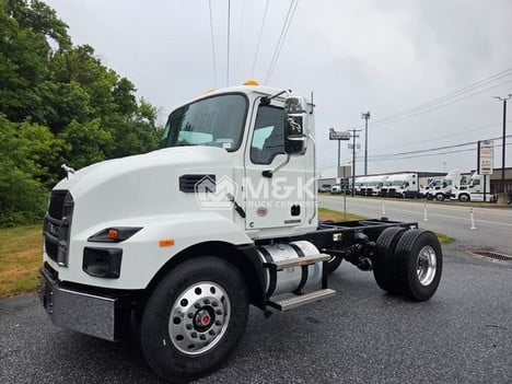 2027 MACK MD MD7 Dump Truck #325649 2027 MACK MD MD7 Dump Truck #325649