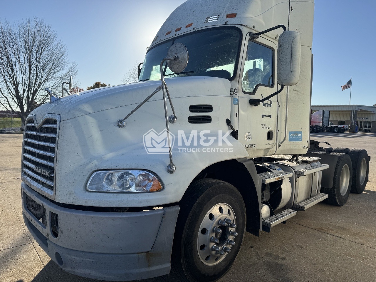 2015 MACK CXU613 Daycab #1 2015 MACK CXU613 Daycab #1