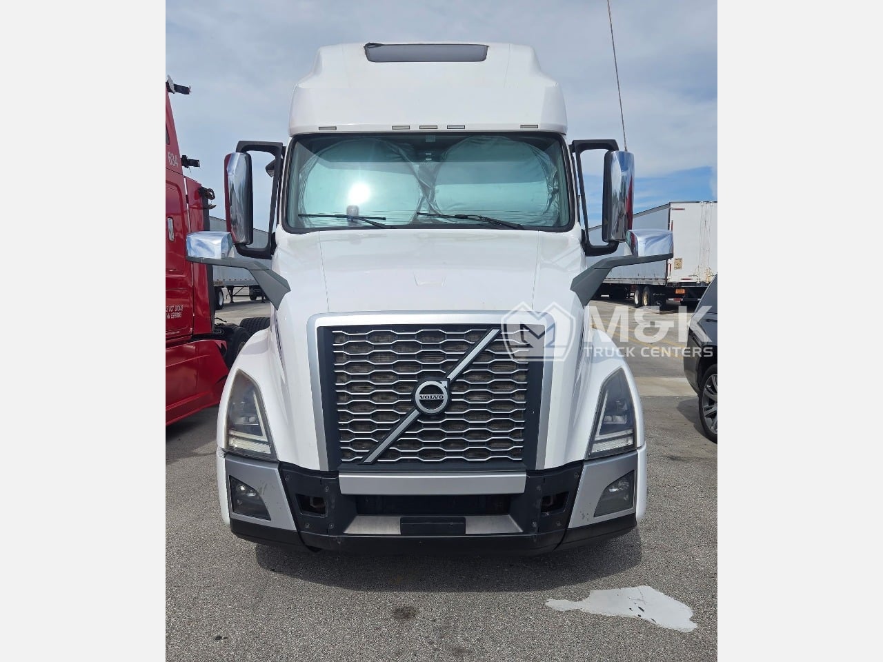2019 VOLVO VNL64T760 Sleeper #1 2019 VOLVO VNL64T760 Sleeper #1