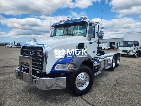 2025 MACK Granite Daycab #325820 2025 MACK Granite Daycab #325820