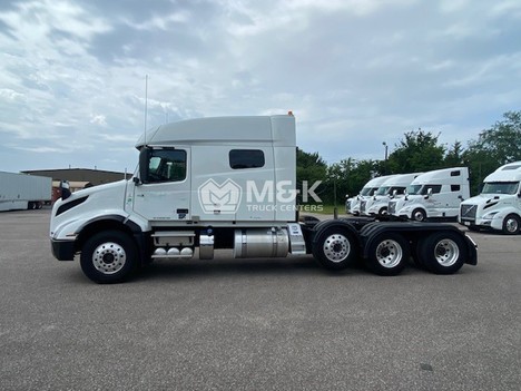 2024-volvo-vnx84t740-sleeper #325826