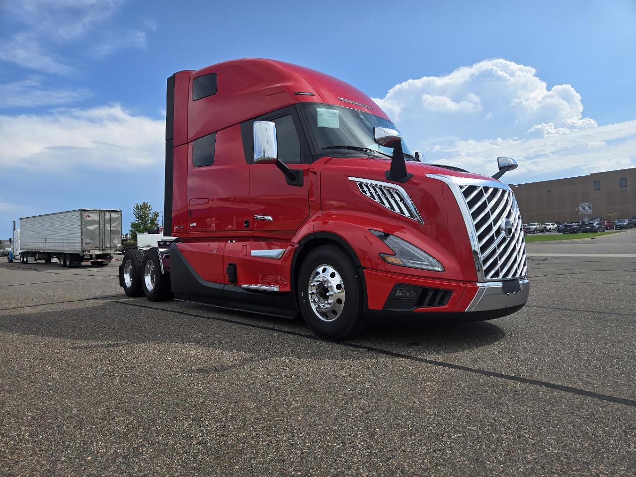 2027 Volvo VNL 860 in Elk River, MN — photo 7