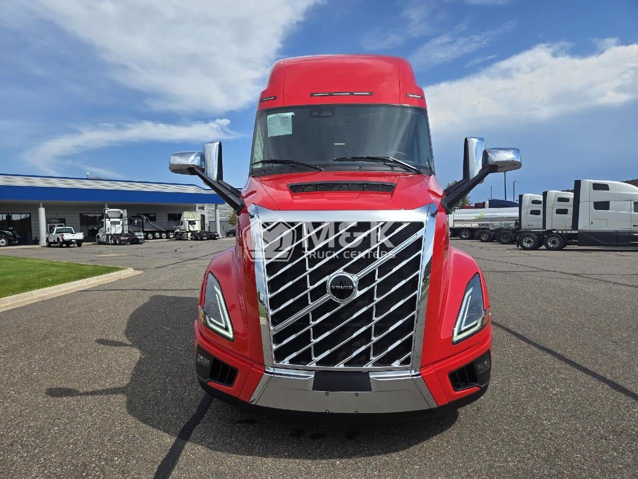 2027 Volvo VNL 860 in Elk River, MN — photo 8