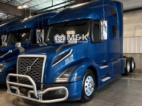 2023-volvo-vnl64t760-sleeper #325949