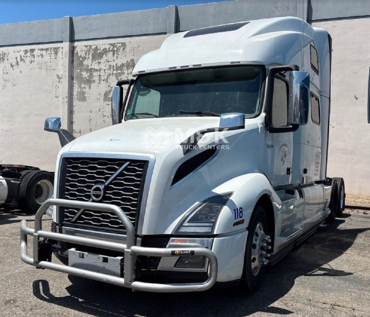 2024 VOLVO VNL64T860 Sleeper #1 2024 VOLVO VNL64T860 Sleeper #1