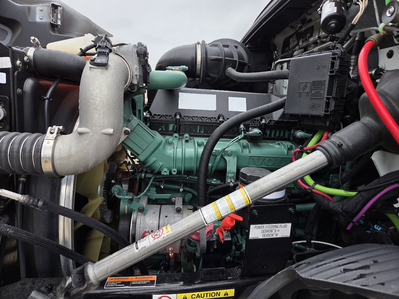 2022 Volvo VNR 640 in Pendleton, IN — photo 5
