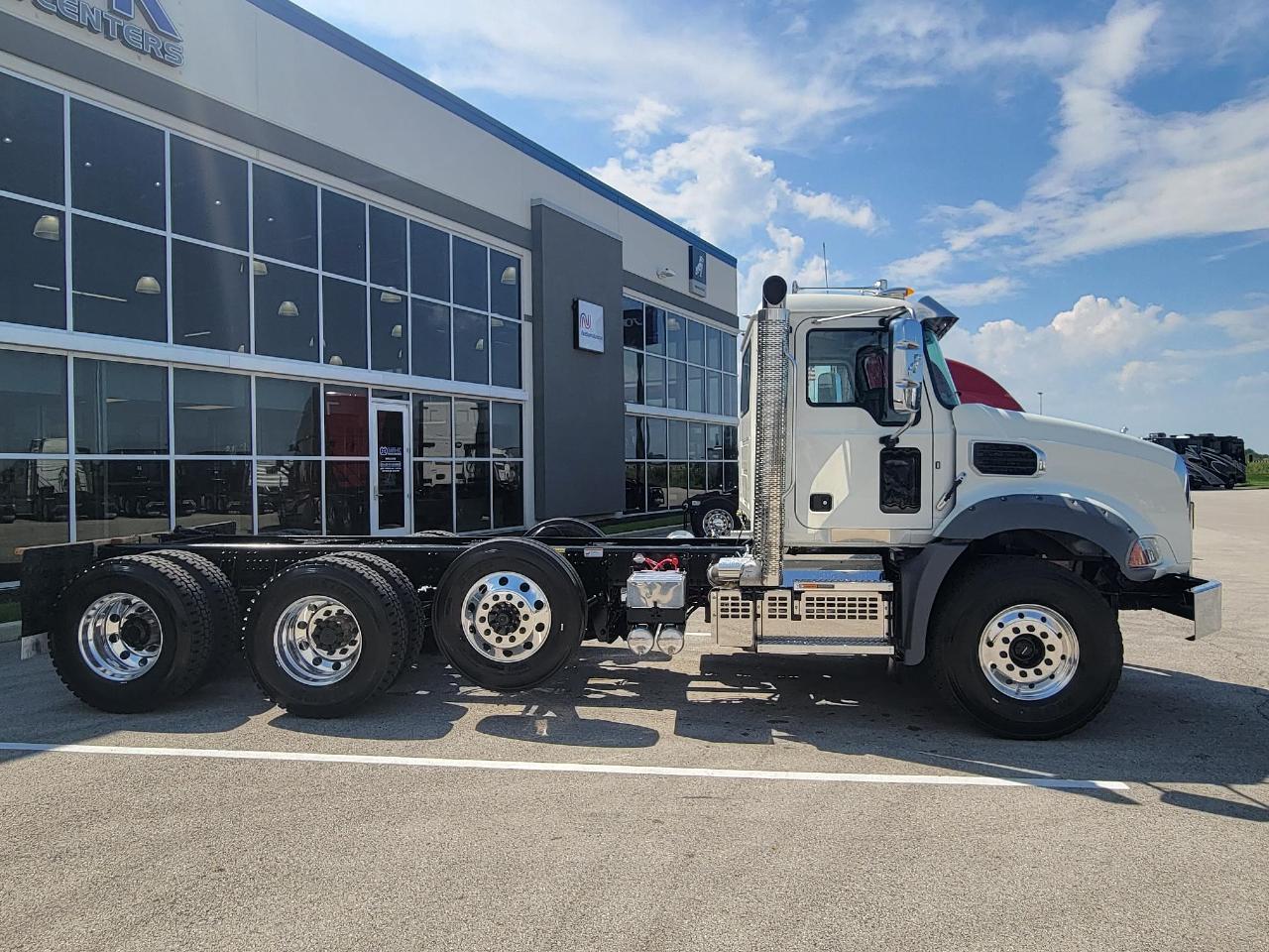 2027 Mack Granite in Pendleton, IN — photo 2