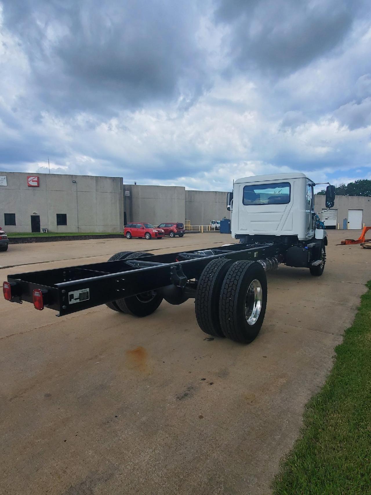 2027 Mack MD in Brookville, PA — photo 4