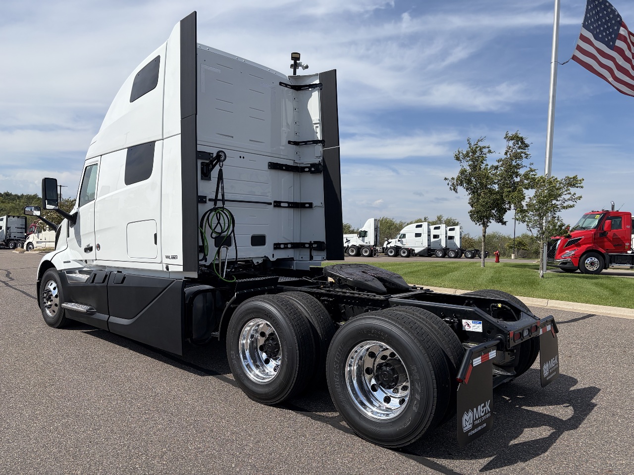 2027 Volvo in Elk River, MN — photo 3
