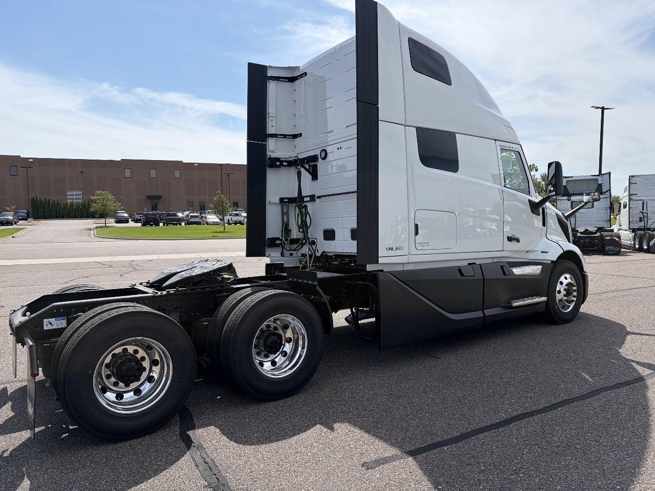 2027 Volvo in Elk River, MN — photo 5