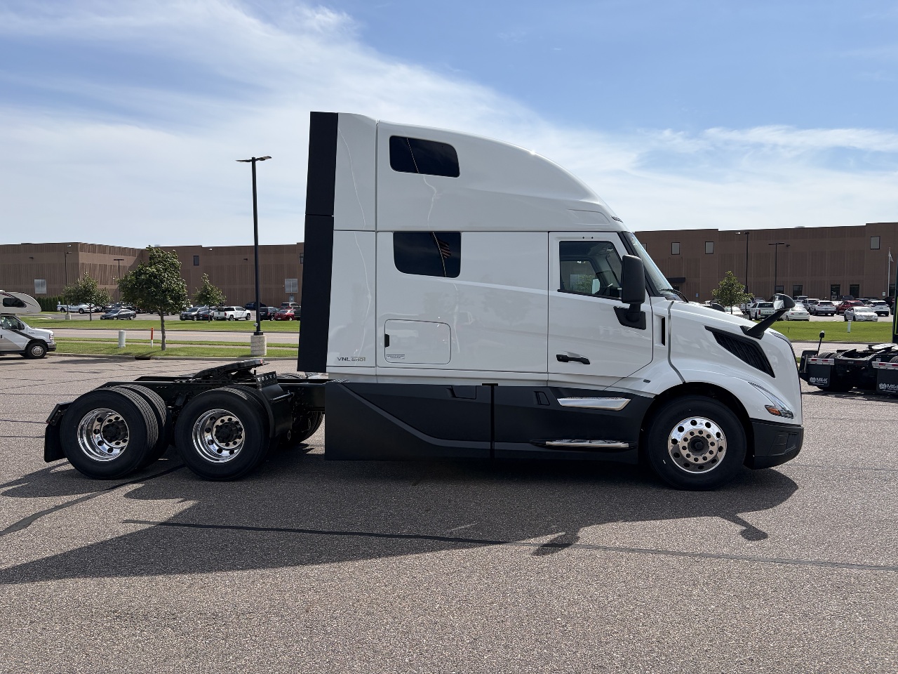 2027 Volvo in Elk River, MN — photo 6
