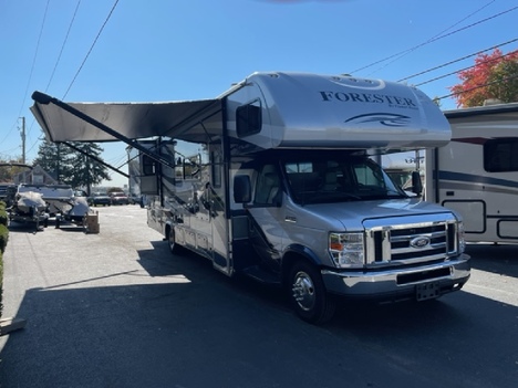 USED 2018 FOREST RIVER FORESTER 3011DS CLASS C RV #1315-1