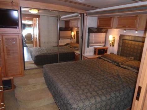 USED 2005 WINNEBAGO JOURNEY 39K CLASS A DIESEL RV #1324-22