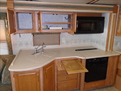 USED 2005 WINNEBAGO JOURNEY 39K CLASS A DIESEL RV #1324-51
