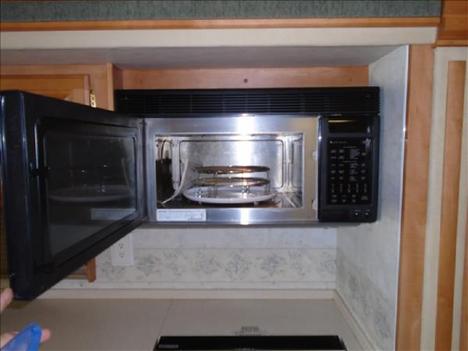 USED 2005 WINNEBAGO JOURNEY 39K CLASS A DIESEL RV #1324-52